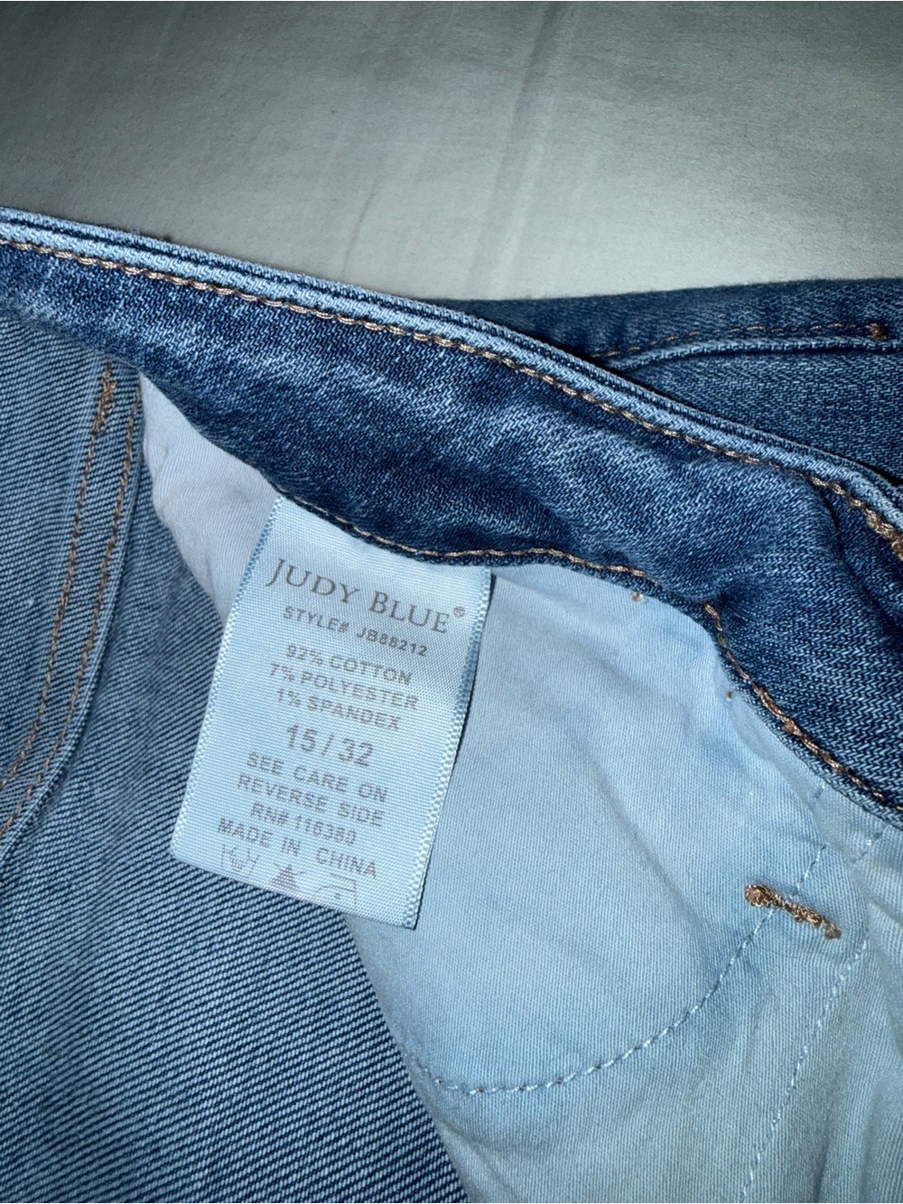 Judy Blue Mid Wash Skinny Jeans - Picture 3 of 4